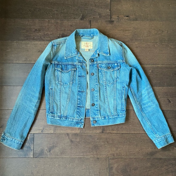 LEVI’S Denim Jacket - Picture 2 of 5